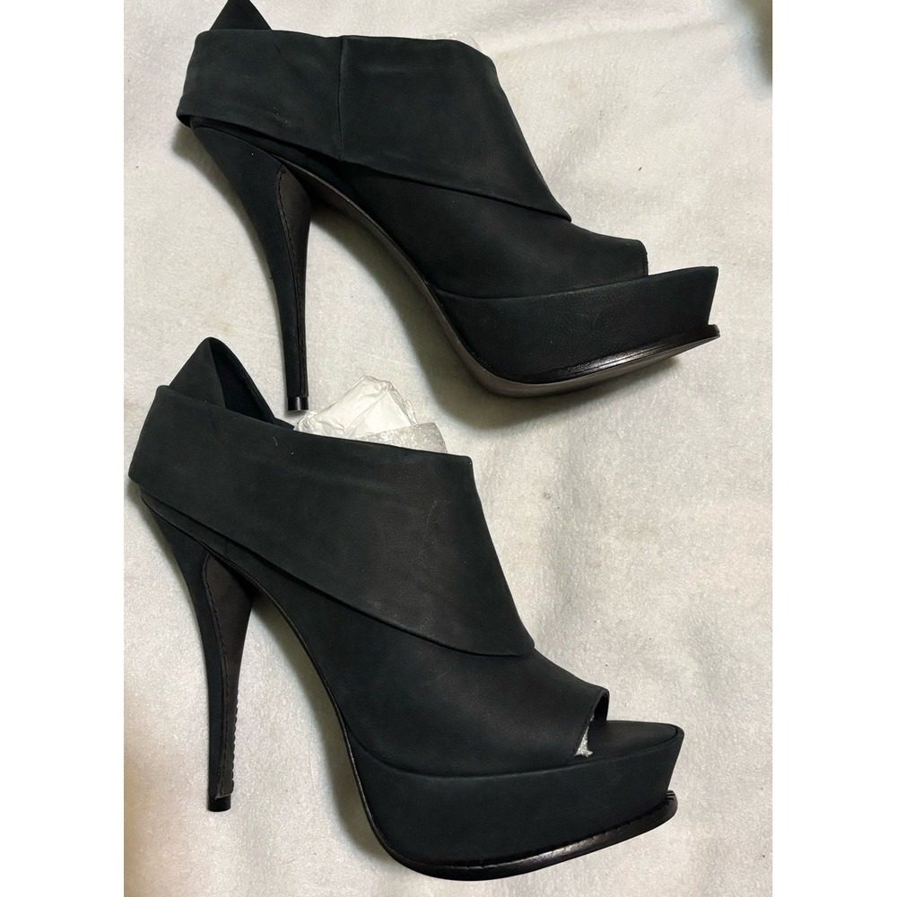 Elizabeth and James E More Suede Platform Open Toe Bootie Size 8 Black